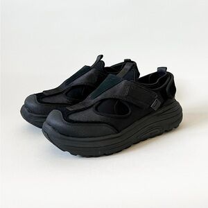 NEW Suicoke Tred Sneakers